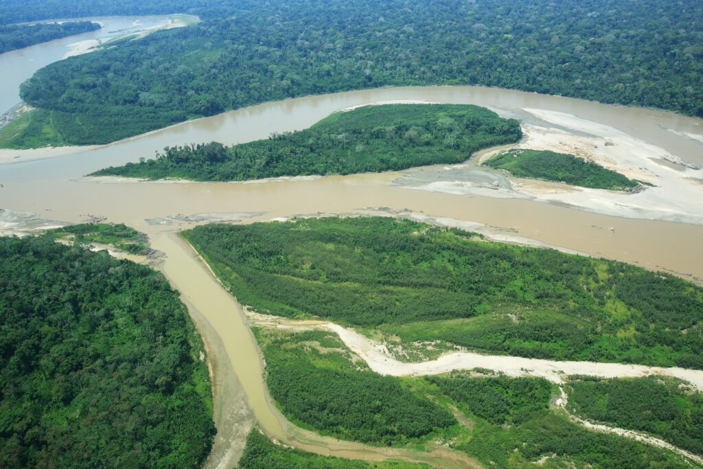 Bacia hidrográfica é a área de captação natural da água da chuva